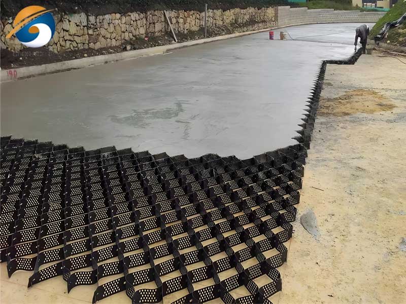 Geocell Driveway for Ground Stabilization